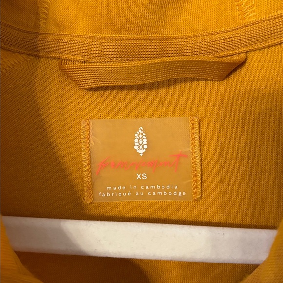 Women’s Free People Movement Yellow Cropped Fleece Vest - Picture 3 of 8